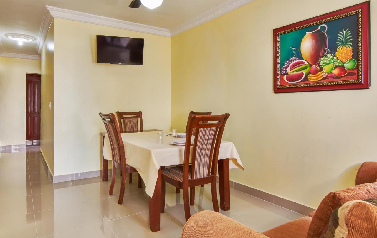 Bnb Tropical Island Aparthotel - Corales Del Sur - Santo Domingo Este Exterior foto